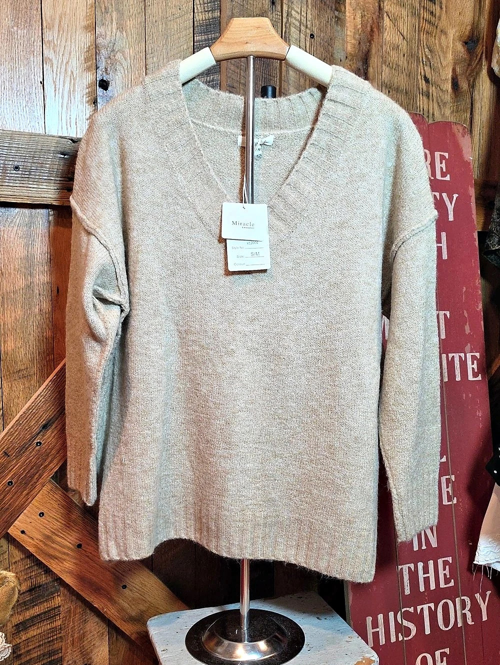 264p Miracle sweater Crew Neck Sweater in Beige Size S/M NWT